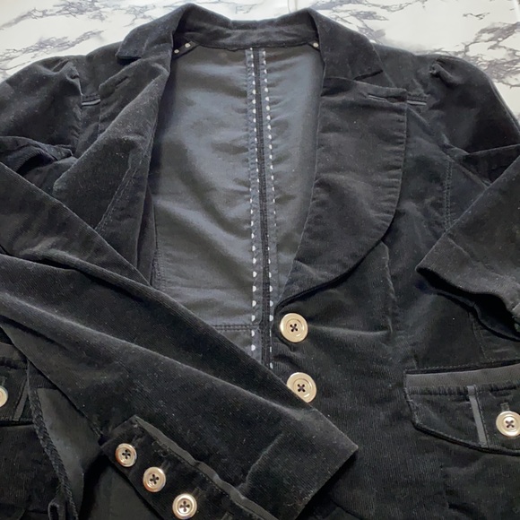 Jacket - Picture 9 of 11